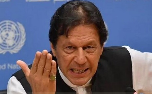 عمران خان: حکومت تحمیلی می خواهد مرا از سیاست بیرون کند