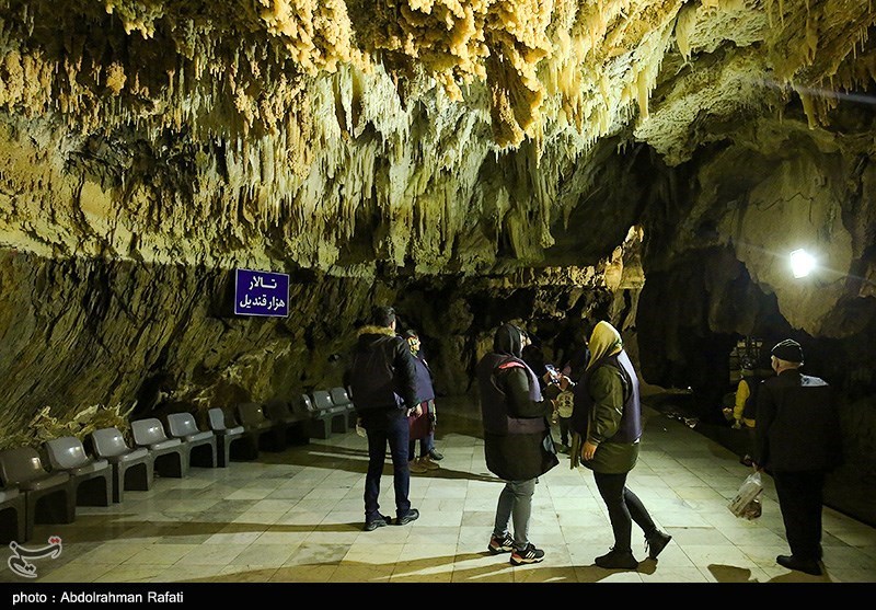 بازدید مسافران نوروزی از غار علیصدر/ گزارش تصویری