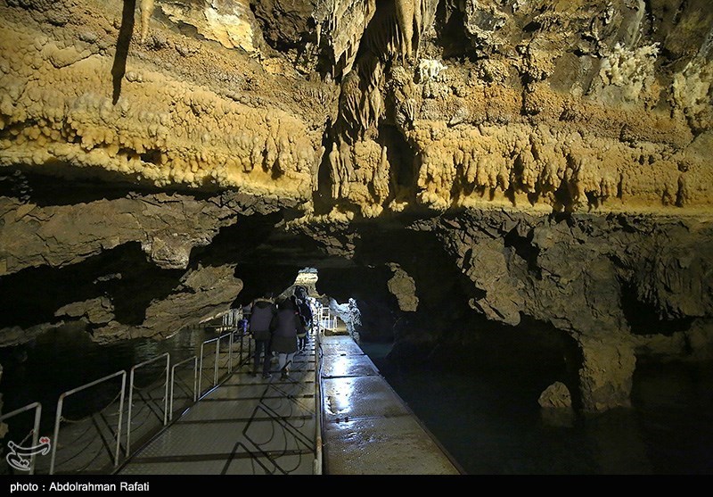 بازدید مسافران نوروزی از غار علیصدر/ گزارش تصویری