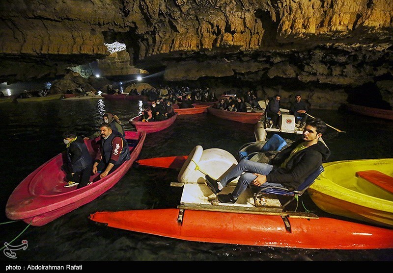 بازدید مسافران نوروزی از غار علیصدر/ گزارش تصویری