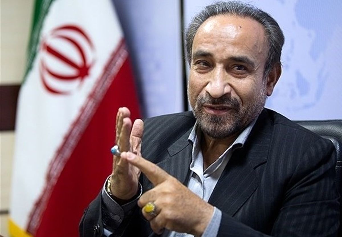 خباز: بازنگری در قانون اساسی به ترمیم شکاف بین‌نسلی کمک می‌کند