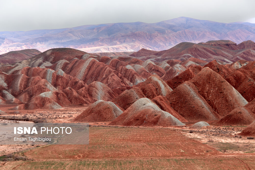 کوه‌های رنگی در زنجان/ گزارش تصویری