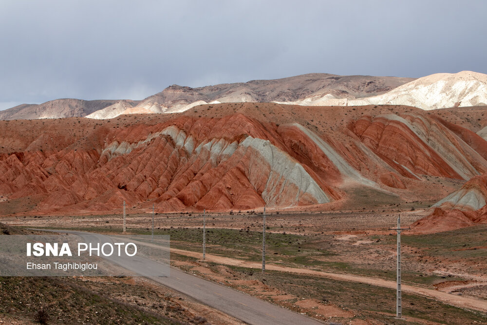 کوه‌های رنگی در زنجان/ گزارش تصویری