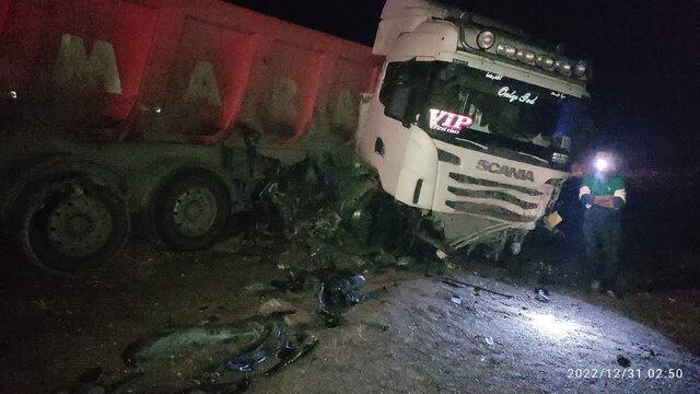 تصادف مرگبار در شاخ به شاخ پژو با تریلر در یزد