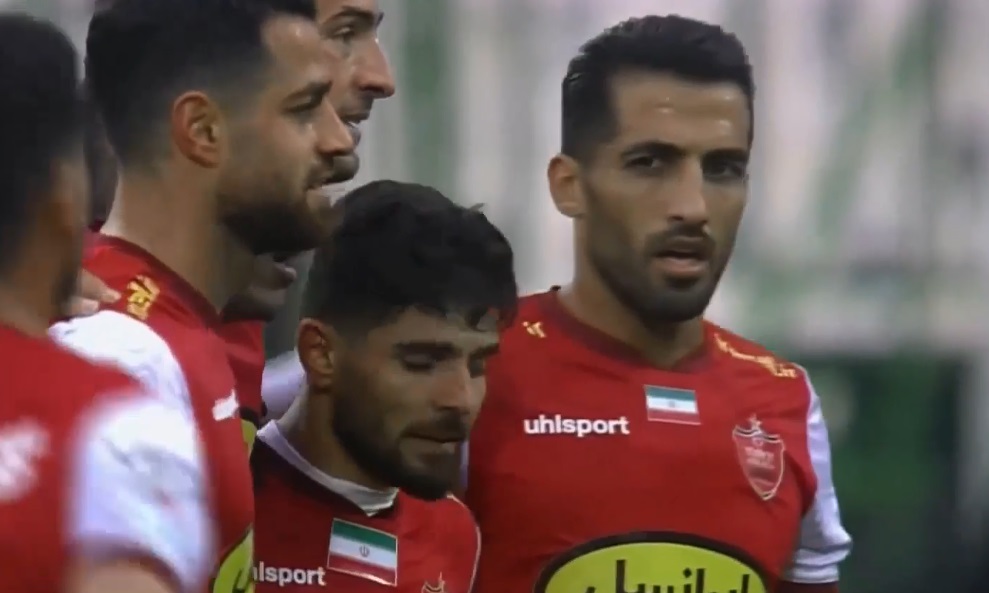 گزارش زنده؛ پرسپولیس ۳ - نساجی ۱