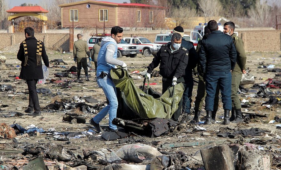 آخرین وضعیت پرونده هواپیمای اوکراینی؛ اعتراض خانواده‌های بازماندگان