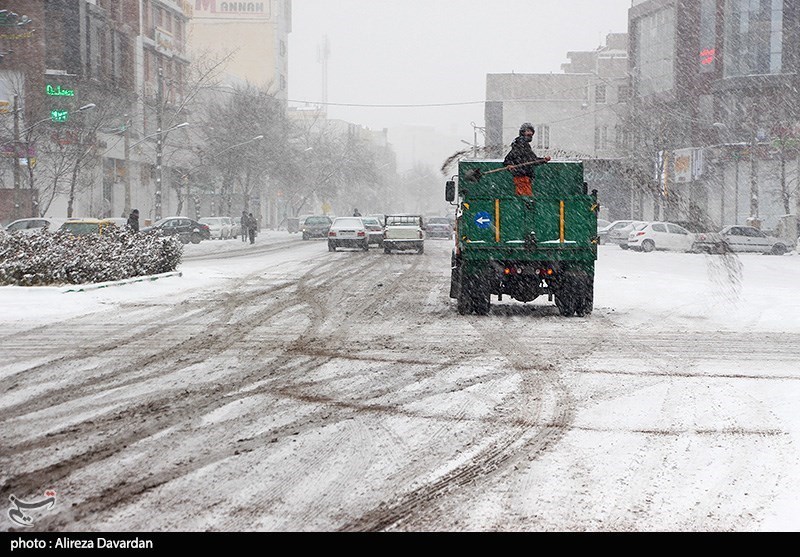 بارش برف در اردبیل/ گزارش تصویری