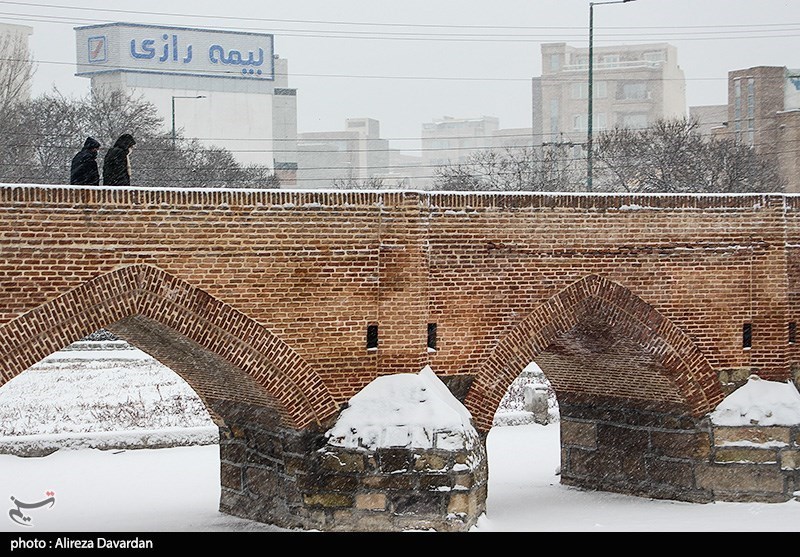 بارش برف در اردبیل/ گزارش تصویری