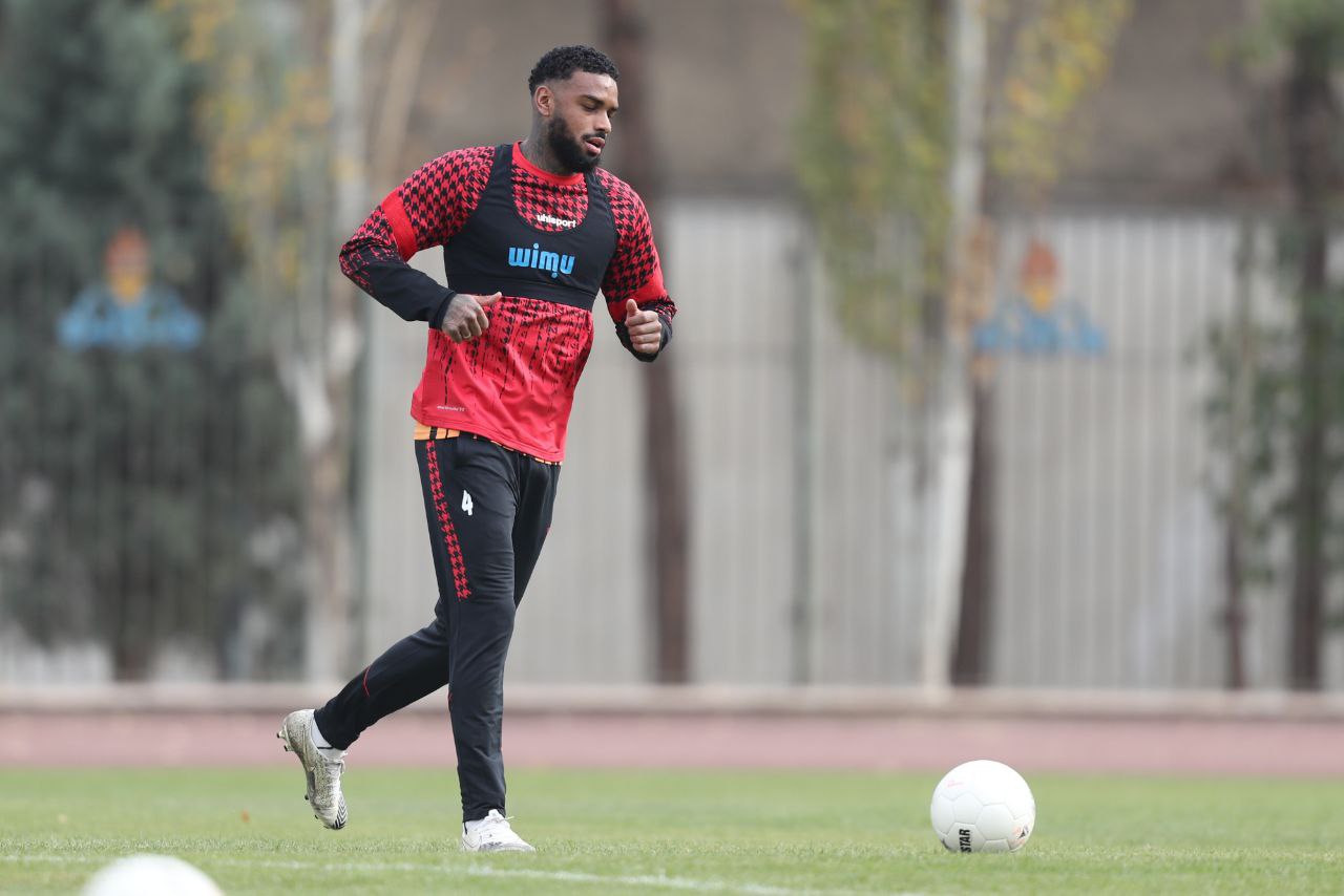 سوال روز؛ لوکادیا چطور از پرسپولیس رفت؟