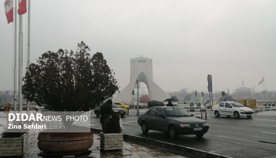 بارش برف و باران تا صبح فردا در تهران