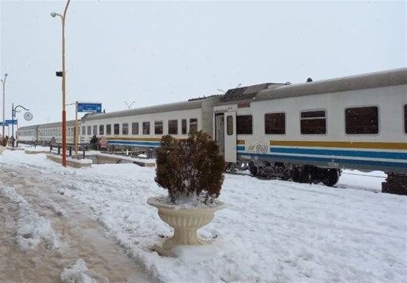 حذف تعدادی از قطار‌های تهران - مشهد به دلیل سرما!