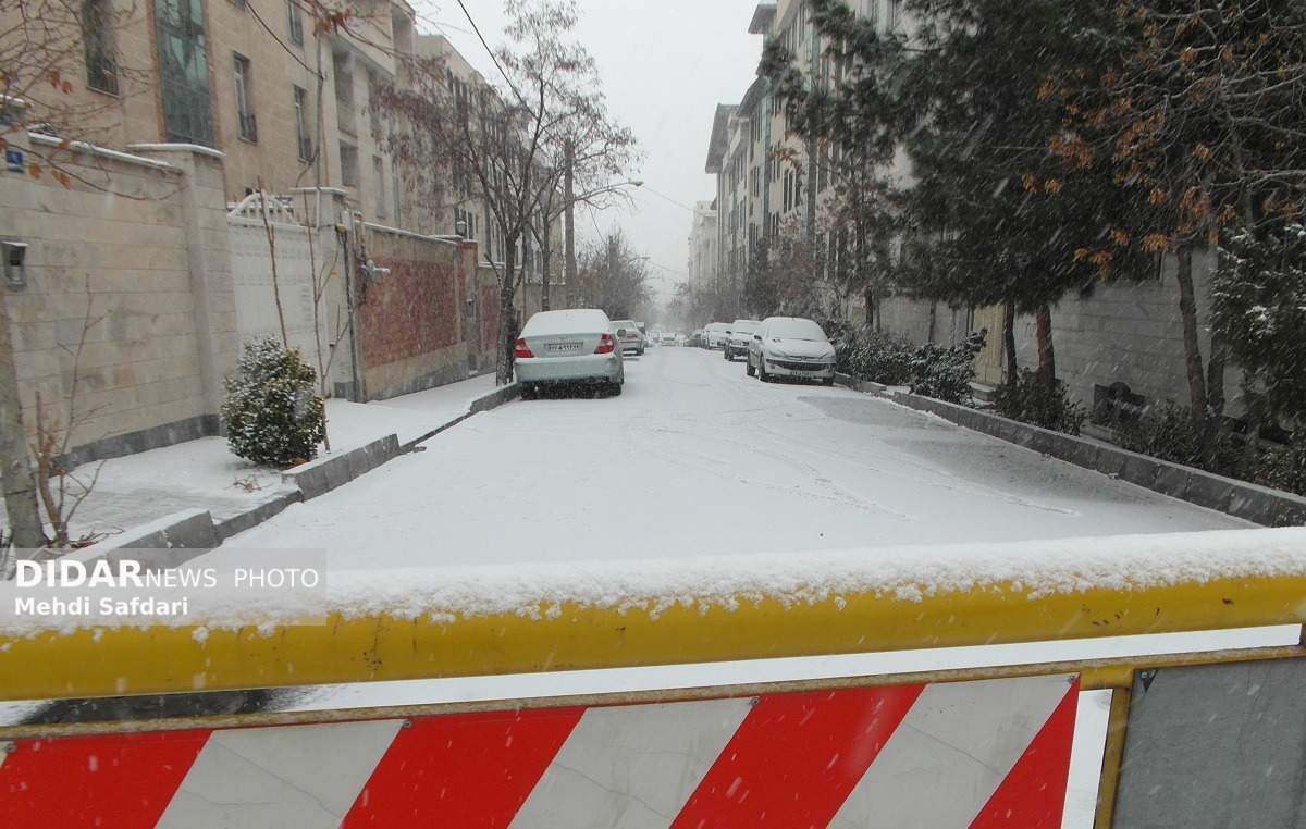 برف و باران در جاده‌های ۱۷ استان؛ سفر‌های غیرضروری لغو شوند