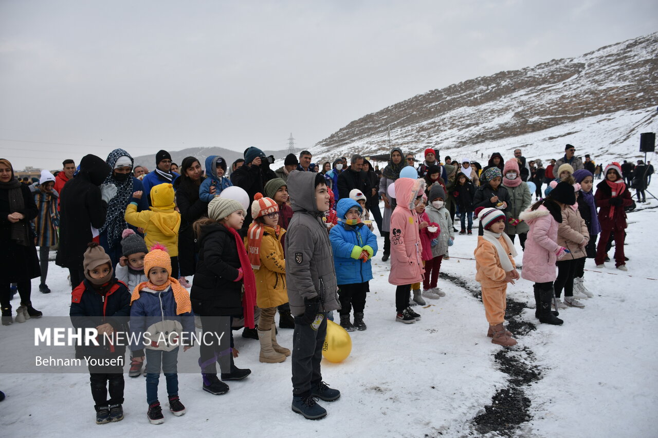 جشنواره آدم‌برفی در اراک/ گزارش تصویری