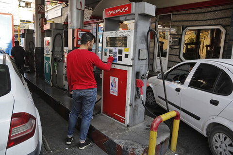 قیمت «بنزین» در سال آینده تغییر می‌کند؟