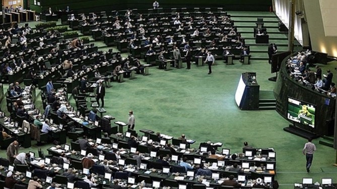 سوال از وزیران نفت و صمت در دستور مجلس