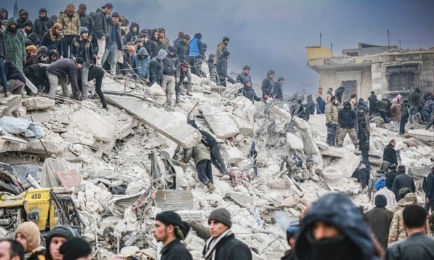 ترکیه، ۲۴ ساعت پس از زلزله بزرگ