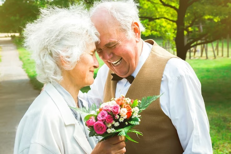 مرد ۸۷ ساله جانش را بر سر ازدواج دوم گذاشت