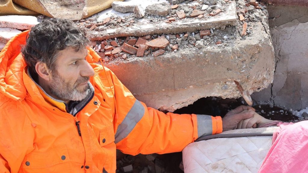 آیا اردوغان از زیر آوار زلزله نجات خواهد یافت؟