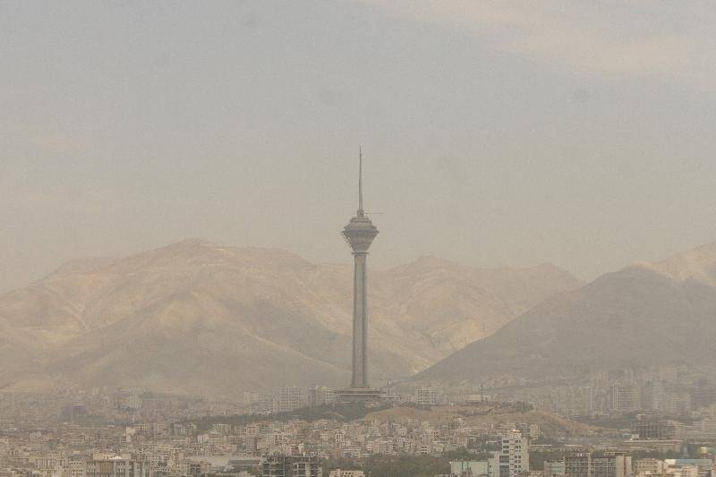 هوای ناسالم تهران در روز یکشنبه