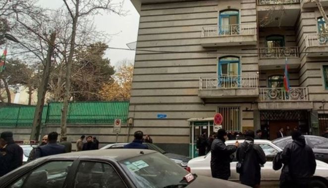 انگیزه فرد مهاجم به سفارت آذربایجان مشخص شد +ویدیوی حمله