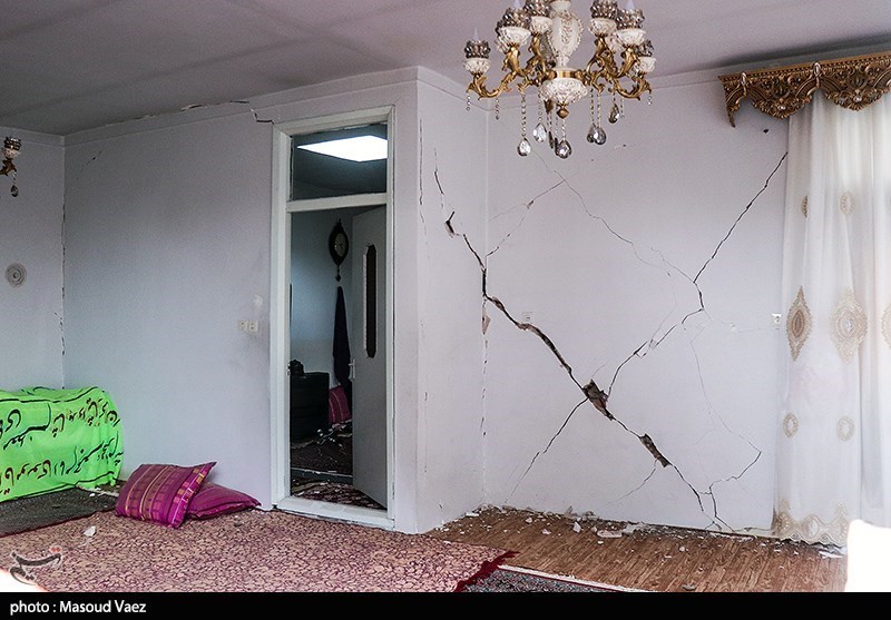 خسارات زلزله ۵.۹ ریشتری در خوی/ گزارش تصویری