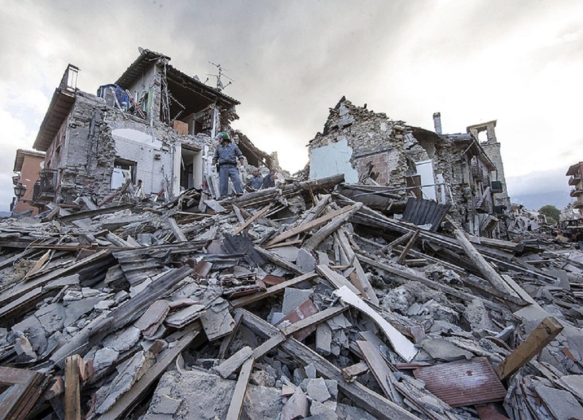 جمع‌آوری ۹ میلیارد تومان برای مددجویان زلزله‌زده خوی