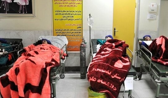 مسمومیت دانش‌آموزان در باغملک خوزستان