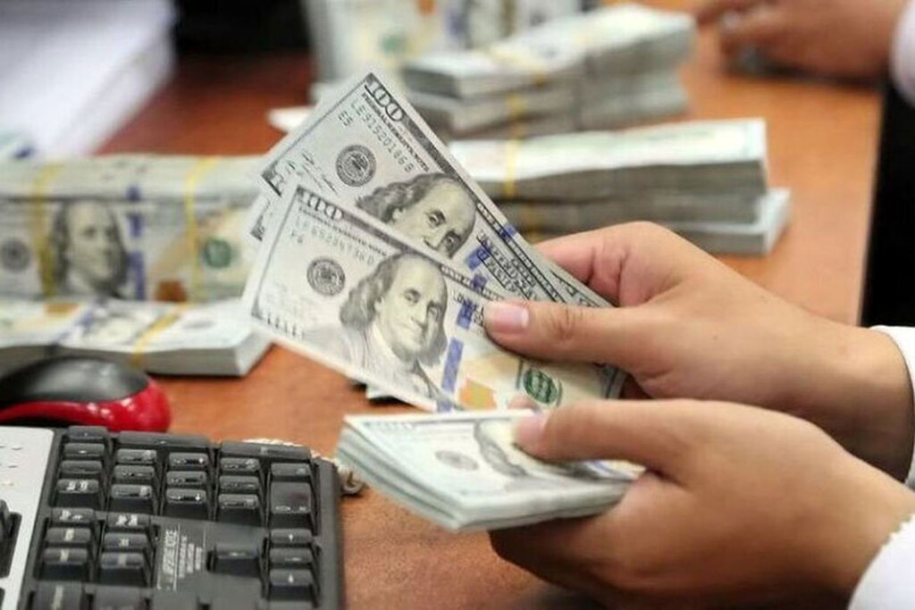 مجوز مجلس به بانک مرکزی برای فروش ارز