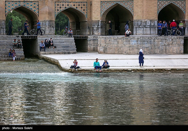 زاینده رود نیمه‌جان/ گزارش تصویری