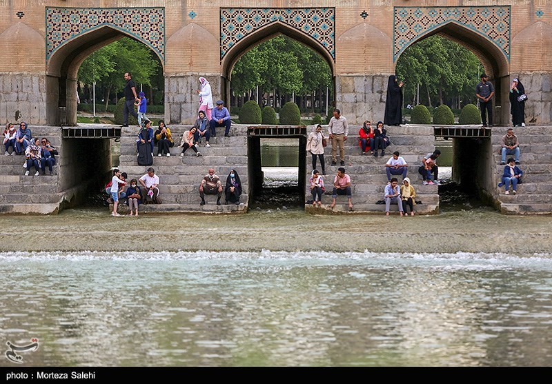 زاینده رود نیمه‌جان/ گزارش تصویری