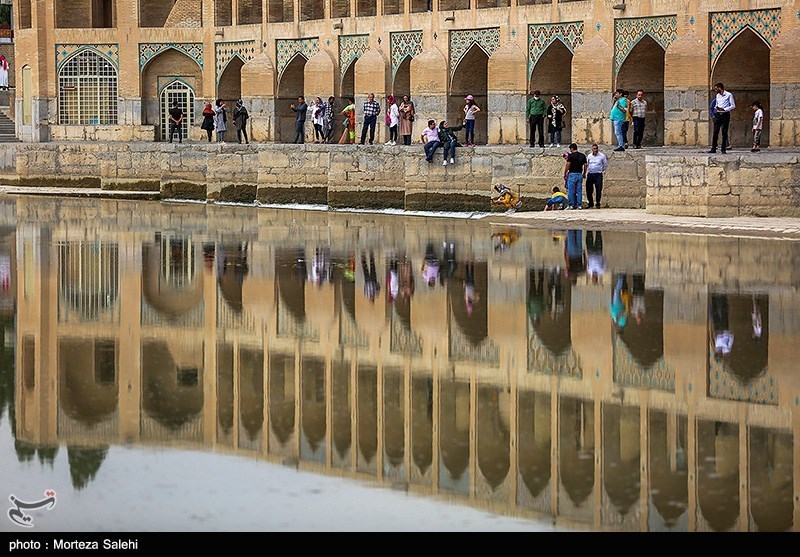 زاینده رود نیمه‌جان/ گزارش تصویری