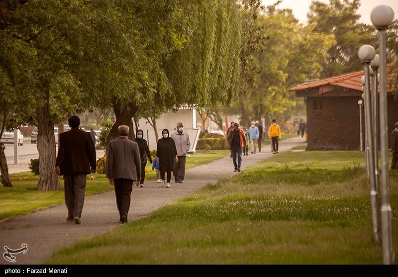 هجوم ریزگردها به آسمان کرمانشاه/ گزارش تصویری