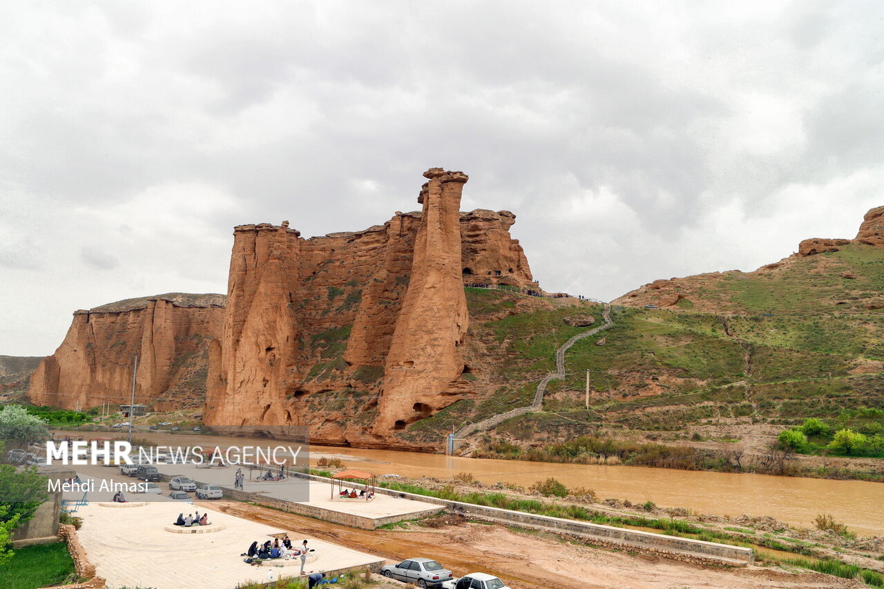 قلعه بهستان در ماهنشان/ گزارش تصویری
