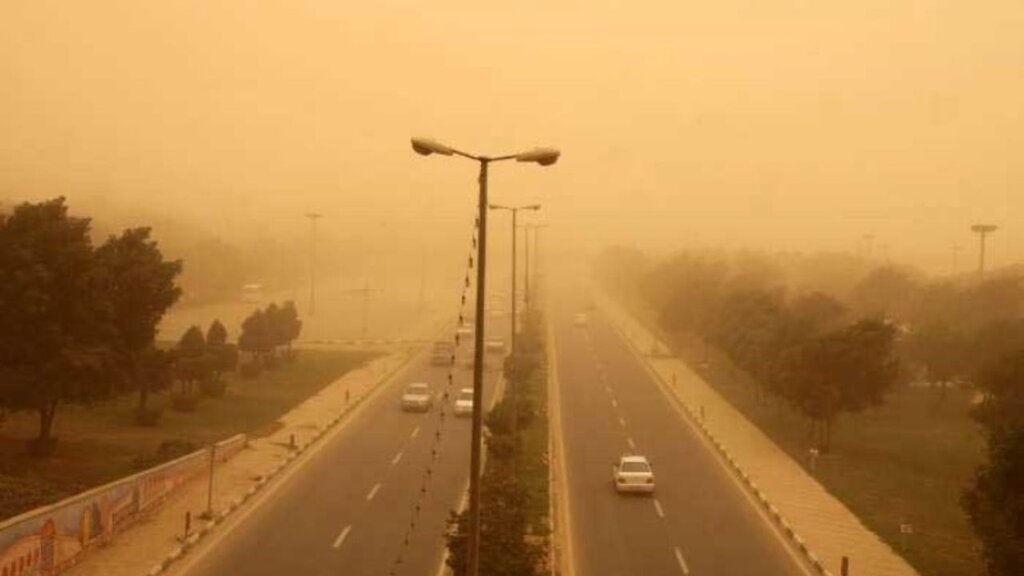 شدت نفوذ گردوغبار به ۲ منطقه ایران