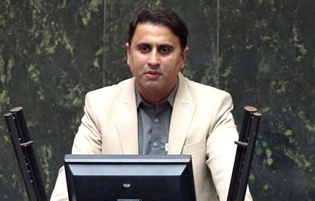 نماینده مجلس: جراحی اقتصادی تیم رئیسی منجر به مرگ بیمار می‌شود!