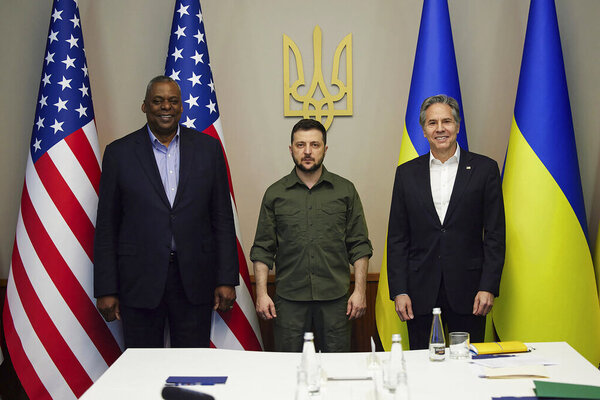 وزیر دفاع آمریکا: اوکراین با داشتن «تجهیزات مناسب» می‌تواند در جنگ پیروز شود
