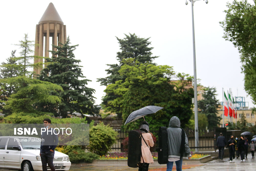 طراوت باران بهاری در همدان/ گزارش تصویری