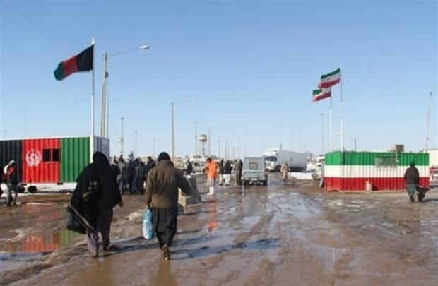 گمرک ایران: ادعای طالبان درباره مرجوع کردن ۱۲ تانکر حامل بنزین درست نیست