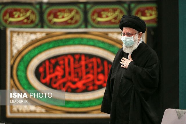 حضور رهبر انقلاب در حرم امام خمینی (ره) حضور رهبر انقلاب در حرم امام خمینی (ره)