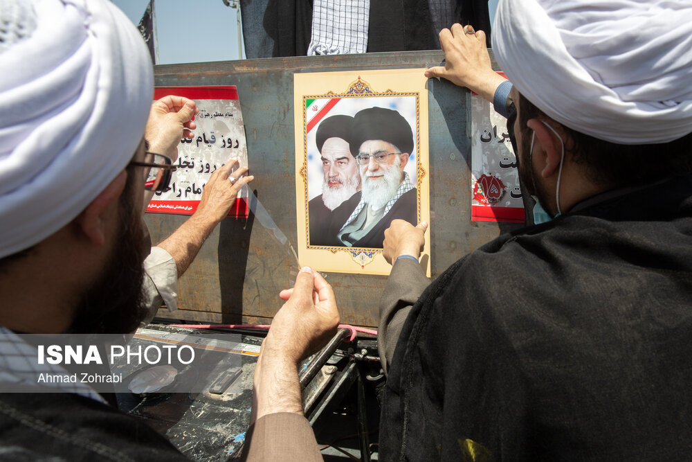 راهپیمایی ۱۵ خرداد در قم/ گزارش تصویری