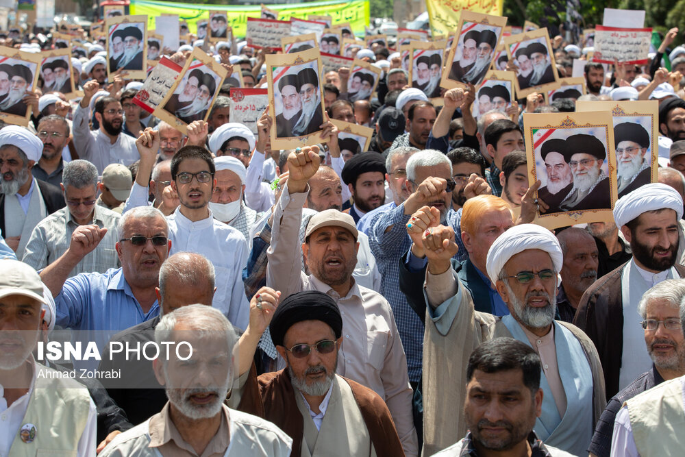 راهپیمایی ۱۵ خرداد در قم/ گزارش تصویری
