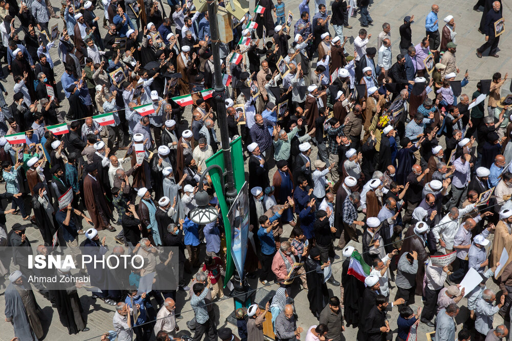 راهپیمایی ۱۵ خرداد در قم/ گزارش تصویری