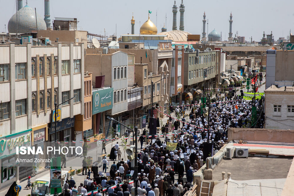 راهپیمایی ۱۵ خرداد در قم/ گزارش تصویری