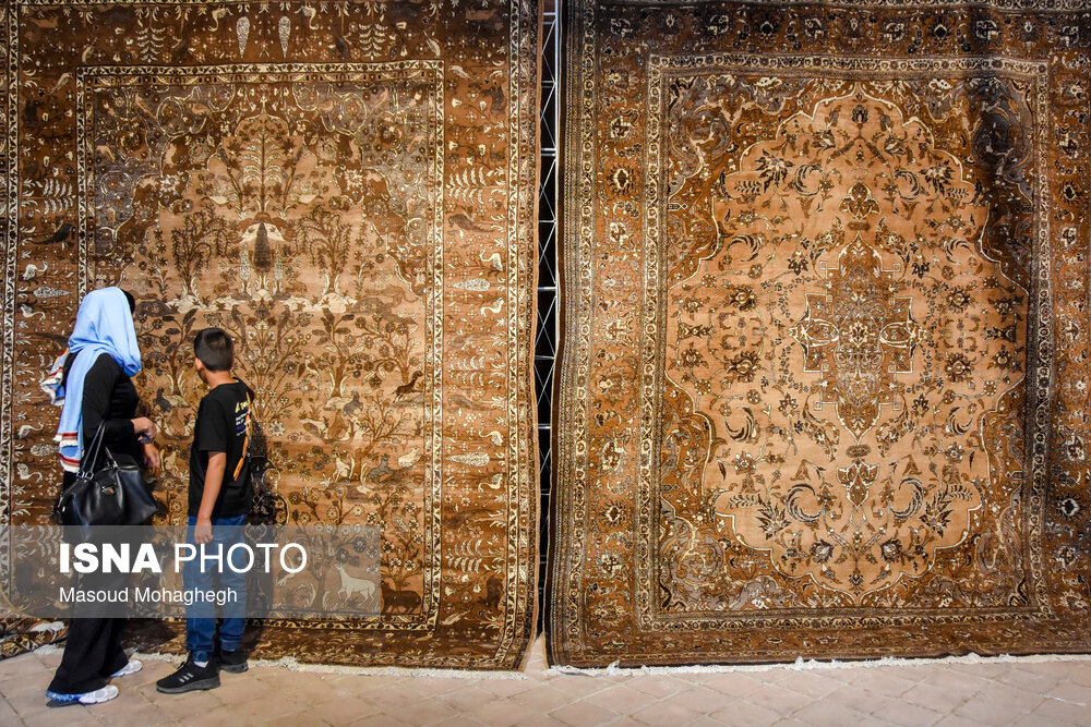 فرش خودرنگ ایل سنگسری/ گزارش تصویری