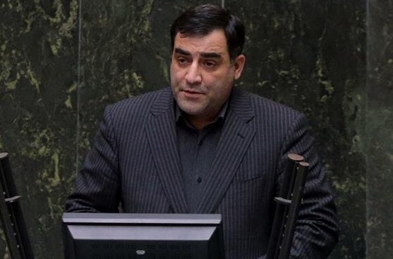 حسینی: «جراحی اقتصادی» قیمت‌ها را افسارگسیخته کرده؛ کمر مردم شکسته!
