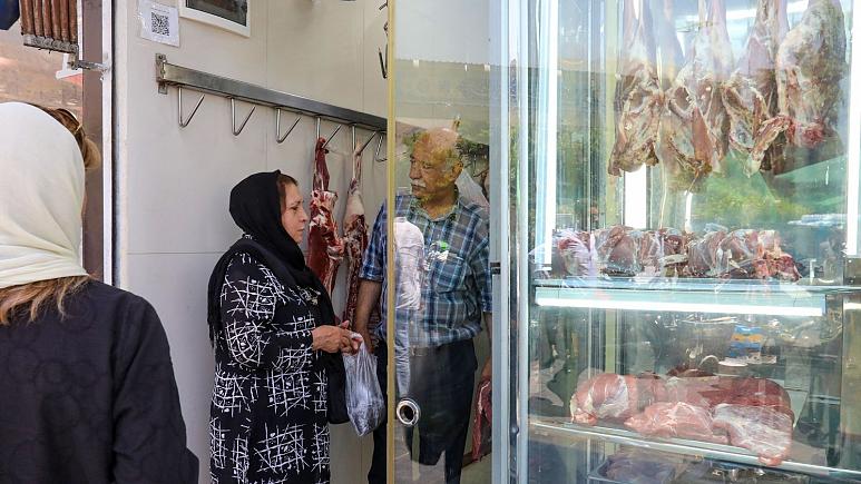 گزارش تکان‌دهنده از «گرانی» در ایران؛ قصابم ولی گوشت نمی‌خورم!