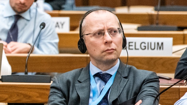 استعفای دیپلمات ارشد روس در اعتراض به تجاوز نظامی روسیه استعفای دیپلمات ارشد روس در اعتراض به تجاوز نظامی روسیه