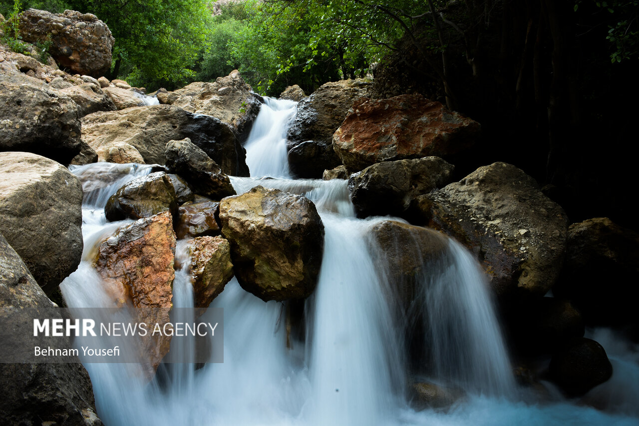 آبشار «ازنادر» لرستان/ گزارش تصویری