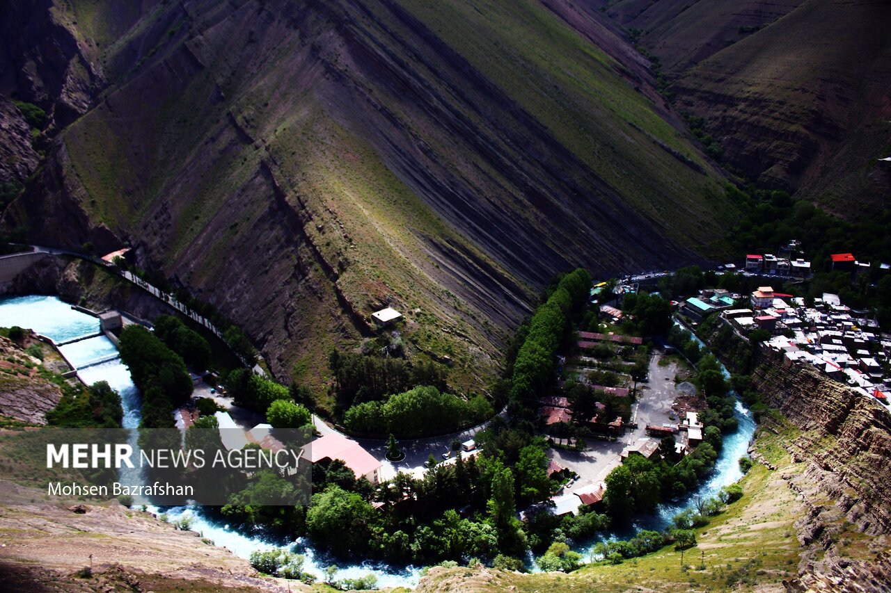 واریان؛ تنها روستای آبی ایران/ گزارش تصویری