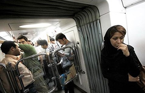 شهردار مشهد: ممانعت از ورود زنان فاقد حجاب به مترو، غیر قانونی است